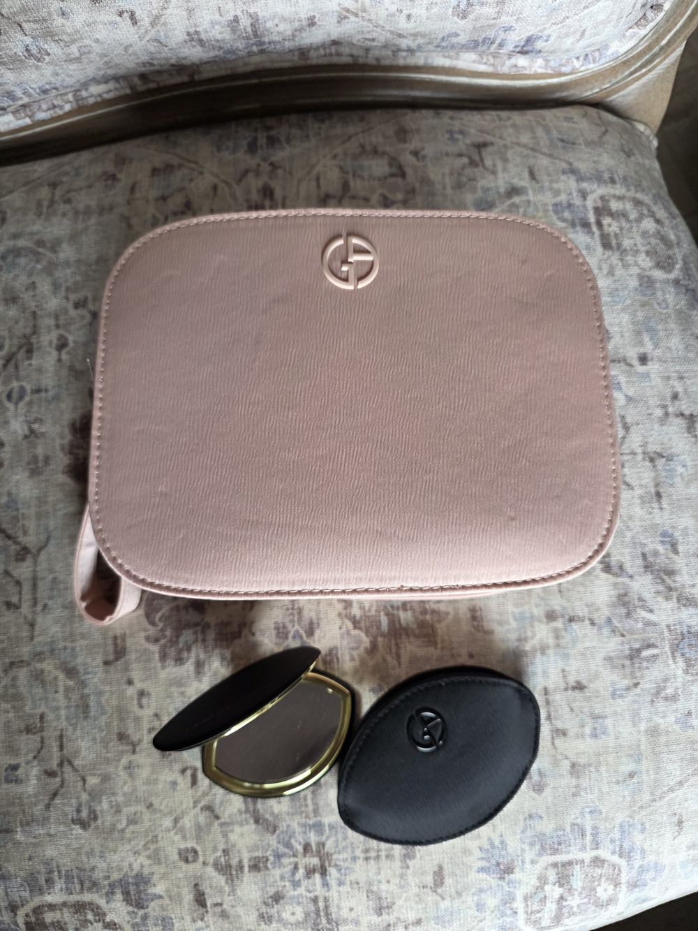 Armani  Beauty Cosmetic Case With Mirror